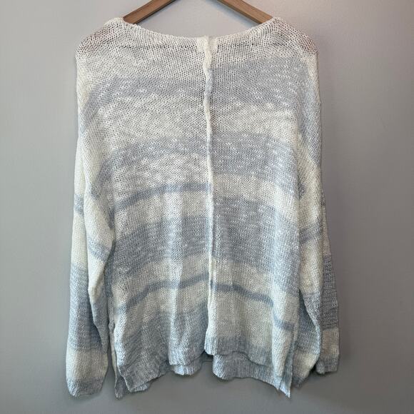 BKE Women's Blue Cream Striped Pullover Knit Sweater Top Size Large - Picture 6 of 6